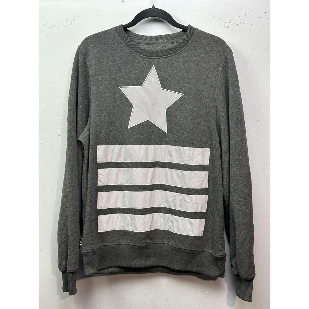 Maxi Milian Sweatshirt Mens Medium‎ Gray Crewneck Star Stripes Graphic Pullover